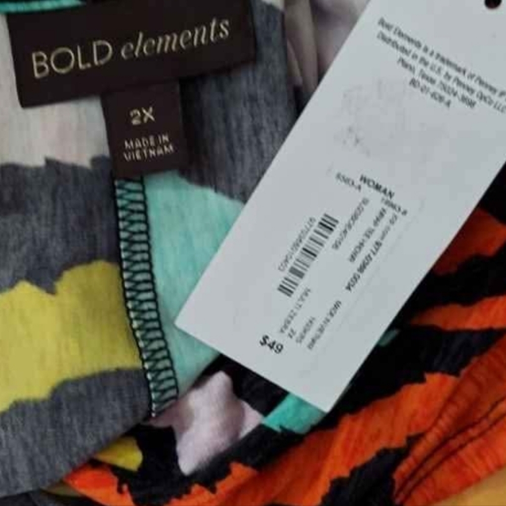 NWT BOLD elements Cold Shoulder Crossover Blouse … - image 4